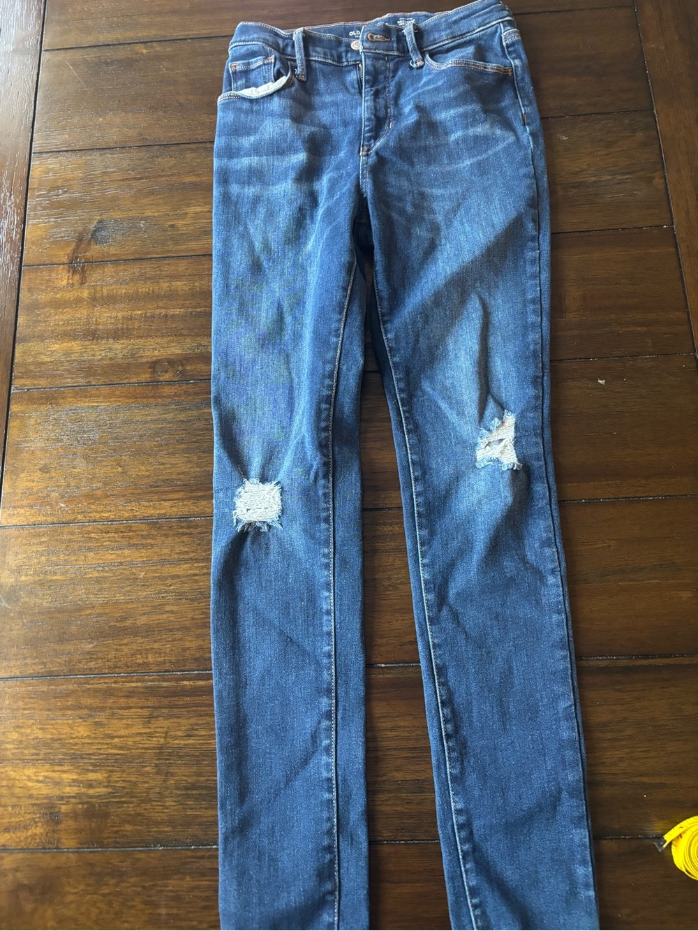 Classic Women's Blue Distressed Skinny Jeans